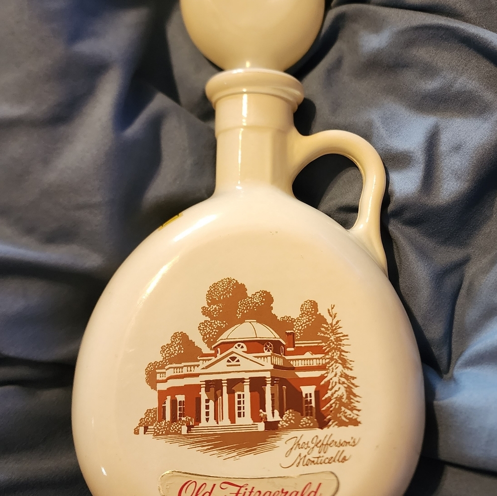 Vintage 1968 Bar Beauty Old Fitzgerald Decanter in Excellent Condition